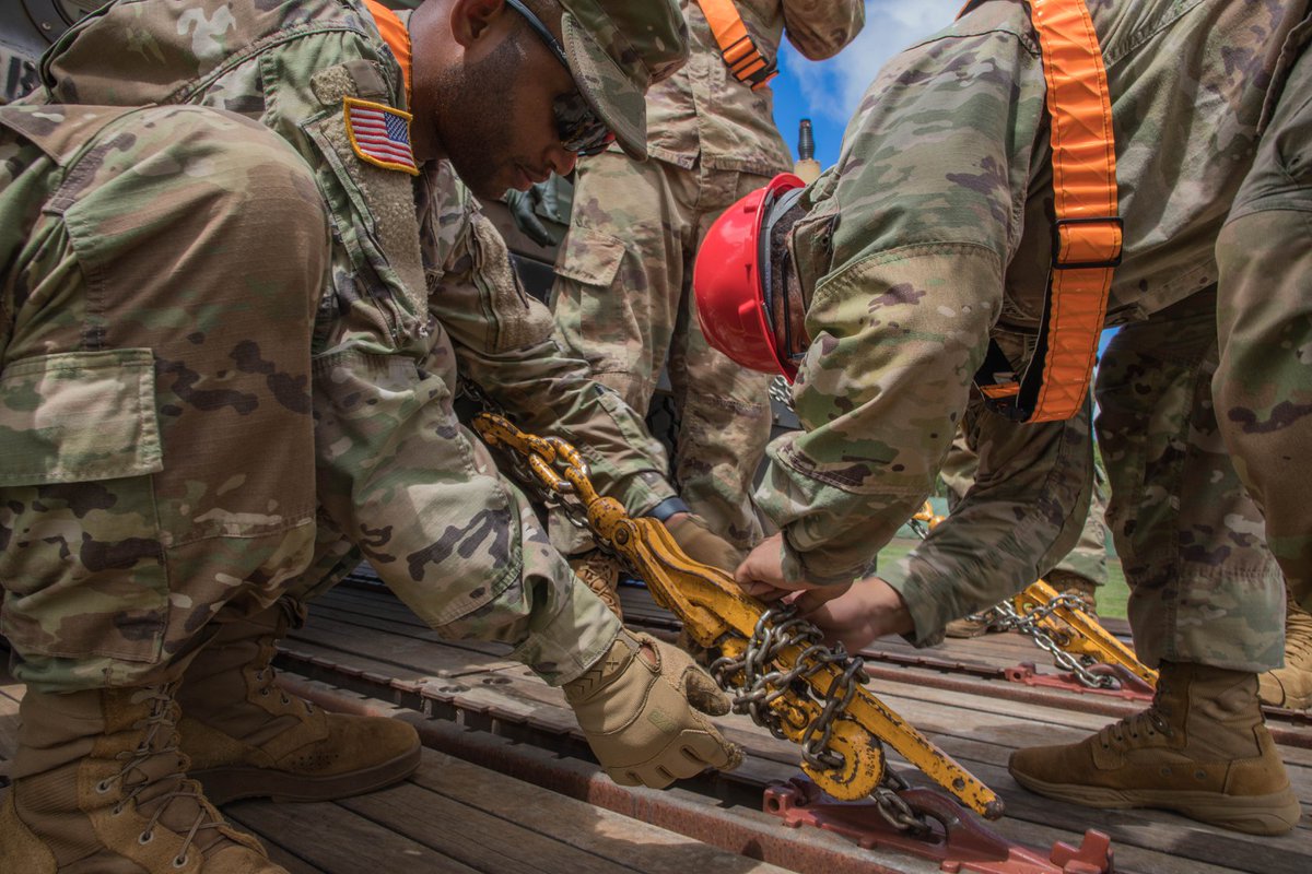 USARPAC's tweet image. Soldiers with 25th Sustainment Brigade, @25ID performed Rail operations to keep their Soldiers
trained. Safe rail, port, and cargo operations are essential to ensuring successful deployments, and training like this ensures #LightningSupport Soldiers are ready to answer the call.