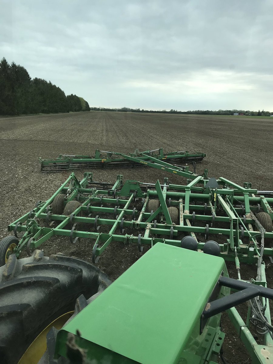 Farmer Dan: think the grounds fit?

Agronomist Dan: maybe wait a day

Farmer Dan: that’s maybe a good idea

Agronomist Dan: whatcha doin

Farmer Dan: worked the field why

Agronomist Dan SMH 🤦🏻‍♂️ 

The internal struggle is real