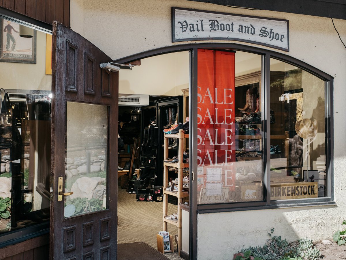 Colorado's bargain season has just begun!

Read more here
vailbeavercreekrentals.com/en/1733696/col…