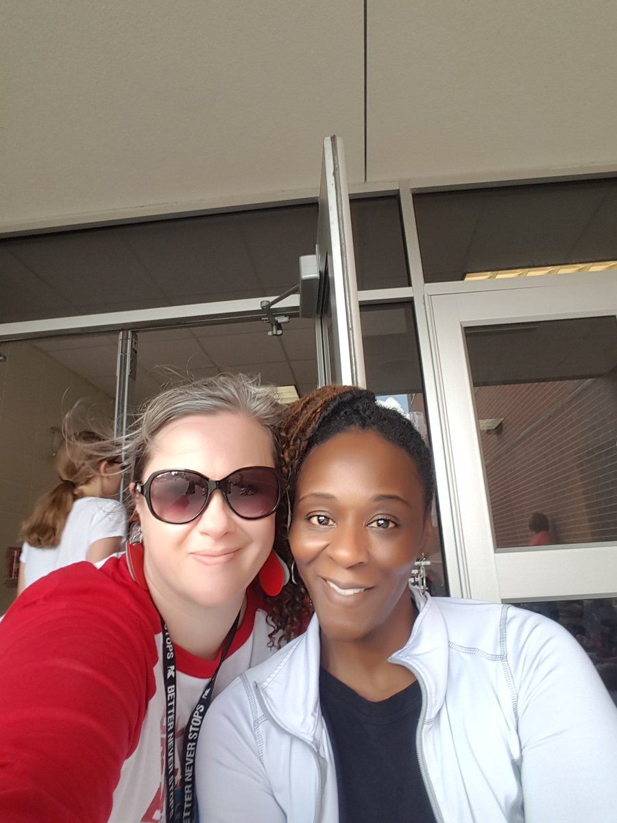 Perfect day for some fun outside! <a href="/UlrichKISD/">Ulrich Intermediate</a> #6thgradefunday2019