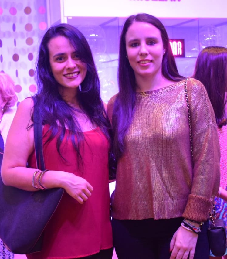 Urbana1069's tweet photo. ¡El evento de moda más grande del país te espera para mostrarte lo mejor!

#SentíUrbana en el #PanteneAFW  | #CreateFashion https://t.co/ohlPYNw01O