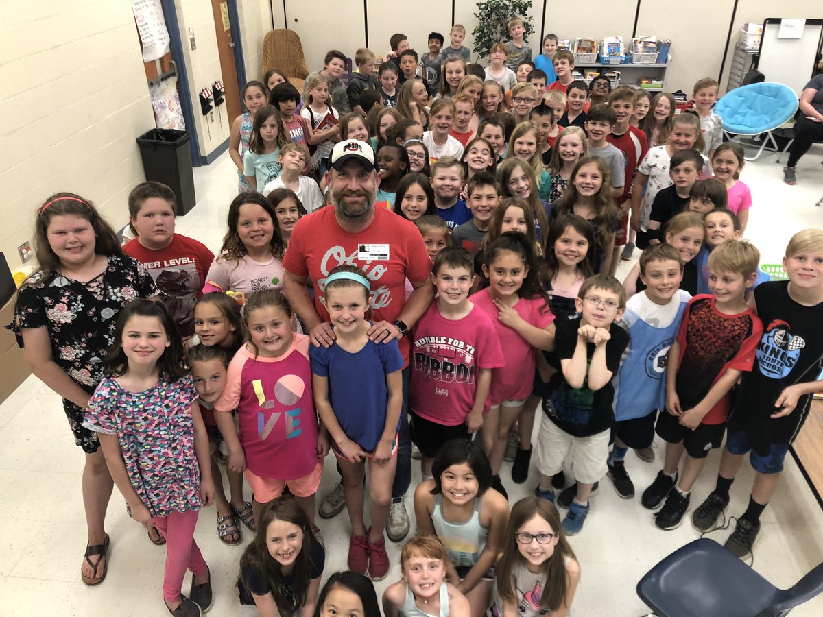 EldersKiddos's tweet image. Finishing up the year with a super funny read aloud with Mr. Coates. Thanks Brian for taking time out of your day to be our Mystery Reader!!! And thanks for trusting your third grade team to pick out a fun book choice👍🏼🤪@BlountsClass8 @weySLE3 @zeekskiddoz @MrsManley3