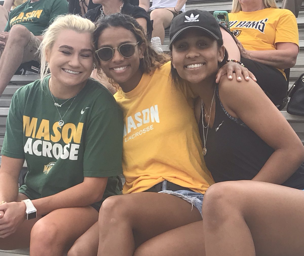 MNTNMVR_777's tweet photo. Fun day @MasonBaseball! Celebrating 2 of 3 @ProvidenceES Days w/: Principal #DanPhillips, @CityofFairfaxVA @JonStehle, @29Diner John Wood, @GoMasonWVB, @GoMasonLax, @GeorgeMasonU leadership #frankneville, @MasonAthletics leadership, A.D. @BradEdwards5, & @logandriscoll22's dad! https://t.co/7r2b7oUSdo