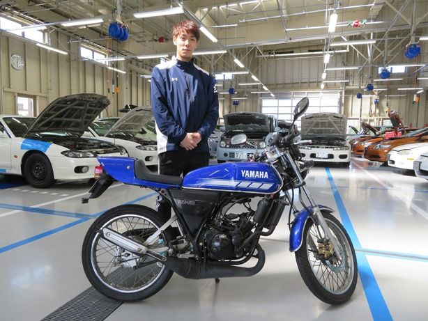koutankoho's tweet photo. 俺たちの愛車自慢173
平成11年式 ヤマハ RZ50(RA02J)を紹介します。
https://t.co/IopZseRBAk
#新潟 #自動車 #俺たちの愛車自慢 #学校 #高校生
#ヤマハ #YAMAHA #RZ50 #RA02J #RZ250 #TZR50
#マグナ50 #ツーリング #2スト #新潟工業短期大学 https://t.co/ZgFdxMQvXQ