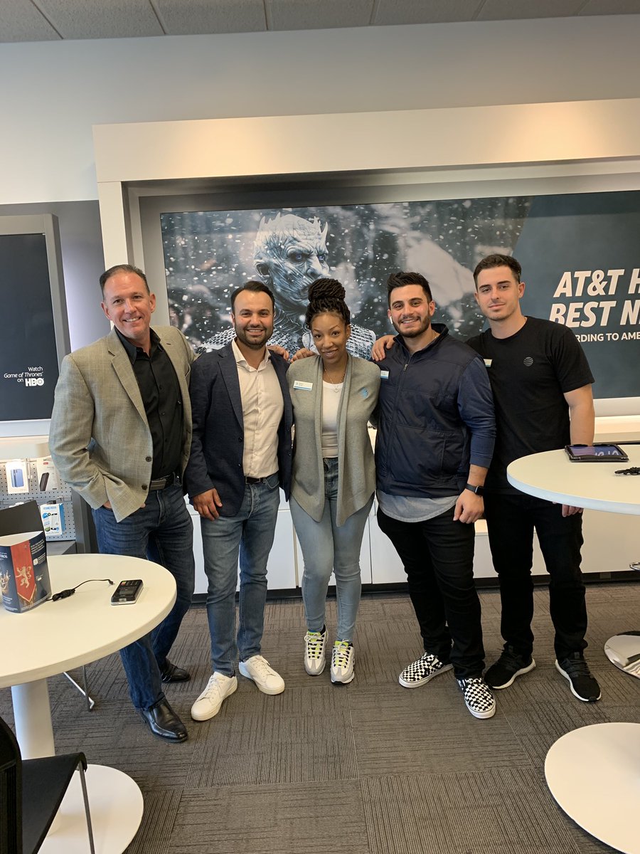 ebonyblack__'s tweet photo. Visited the Warren AR team ...full of hustlers! Ignite 🔥🔥 https://t.co/LSKdLYBkXJ