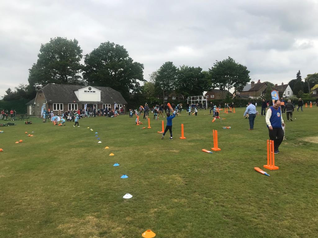 LCC_swans's tweet photo. Amazing turnout for the @allstarscricket at @LCC_swans tonight 

Over 120 boys &amp; girls having a fun time on The Common 👊🏏

Great to have so much support from our senior players too 👍 

@SussexCricketFd @ECB_cricket 
#CygnetsToSwans https://t.co/2suXXtAC80