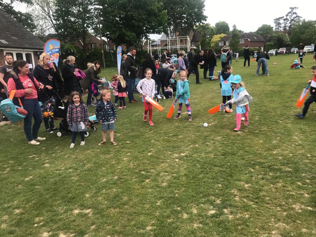 LCC_swans's tweet photo. Amazing turnout for the @allstarscricket at @LCC_swans tonight 

Over 120 boys &amp; girls having a fun time on The Common 👊🏏

Great to have so much support from our senior players too 👍 

@SussexCricketFd @ECB_cricket 
#CygnetsToSwans https://t.co/2suXXtAC80