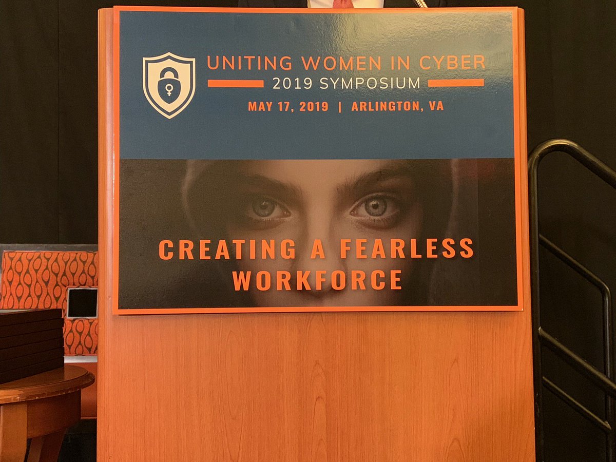 DeidreDiamond's tweet image. A new study found that 60% of male managers said they’re uncomfortable working closely with women." I encourage people to be fearless, as I am at the @UWICsymposium. Men, woman please don't let fear win.  huffpost.com/entry/me-too-b…