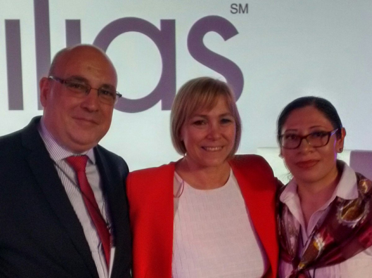 ictandlaw's tweet image. ¡Gracias por todo este amor y generosidad @olgacavalli @adriancarballo! 

Sueño con ver algún dia mi nombre como panelista en alguna edición de la SSIG junto a grandes, como ustedes. ❤#SSIG2019 👏

@ISOC_LAC @SSIGLAC