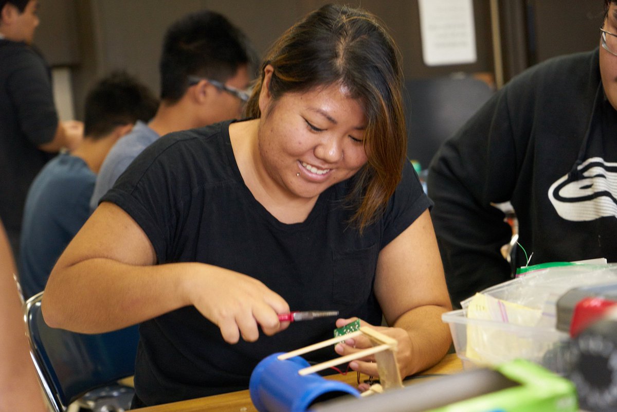 Honolulu Community College (@honolulucc) on Twitter photo HS students <a href="/fhsgovlove/">W.R. Farrington HS</a> @kaimukiavid <a href="/KaiserHigh/">みたくにのり</a> <a href="/mckinleytigers/">McKinley High School</a> <a href="/MoanaluaHigh/">Moanalua High School</a> <a href="/radfordhighrams/">Radford High</a> <a href="/HBAEagles/">HBA Eagles</a> <a href="/Iolani_School/">‘Iolani School</a> <a href="/KSNews/">Kamehameha Schools</a> Summer Engineering Academy (6/10-7/19) applications still being accepted go.hawaii.edu/G64 #HonCC #HonoluluCC #PCATT #WeAreHonolulu HS students <a href="/fhsgovlove/">W.R. Farrington HS</a> @kaimukiavid <a href="/KaiserHigh/">みたくにのり</a> <a href="/mckinleytigers/">McKinley High School</a> <a href="/MoanaluaHigh/">Moanalua High School</a> <a href="/radfordhighrams/">Radford High</a> <a href="/HBAEagles/">HBA Eagles</a> <a href="/Iolani_School/">‘Iolani School</a> <a href="/KSNews/">Kamehameha Schools</a> Summer Engineering Academy (6/10-7/19) applications still being accepted go.hawaii.edu/G64 #HonCC #HonoluluCC #PCATT #WeAreHonolulu