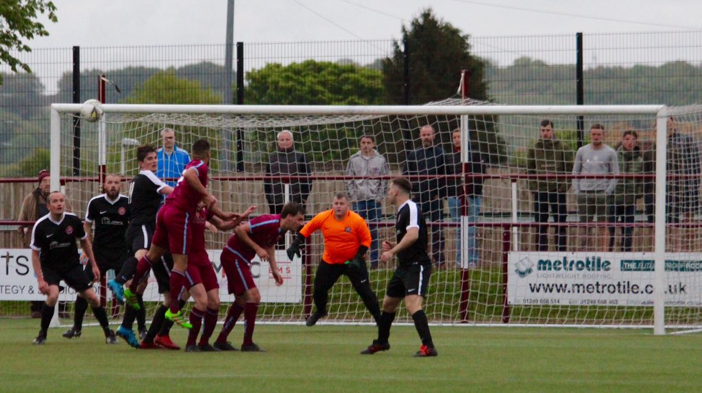 ScotAmFA's tweet photo. North Road Garage Fife Amateur Cup Final
AM Soccer AFC 0 Cupar Hearts 1
Action from this evening's Fife Cup Final
@ScotAmFA @KOF_AFA https://t.co/3OFfSBk1Pb