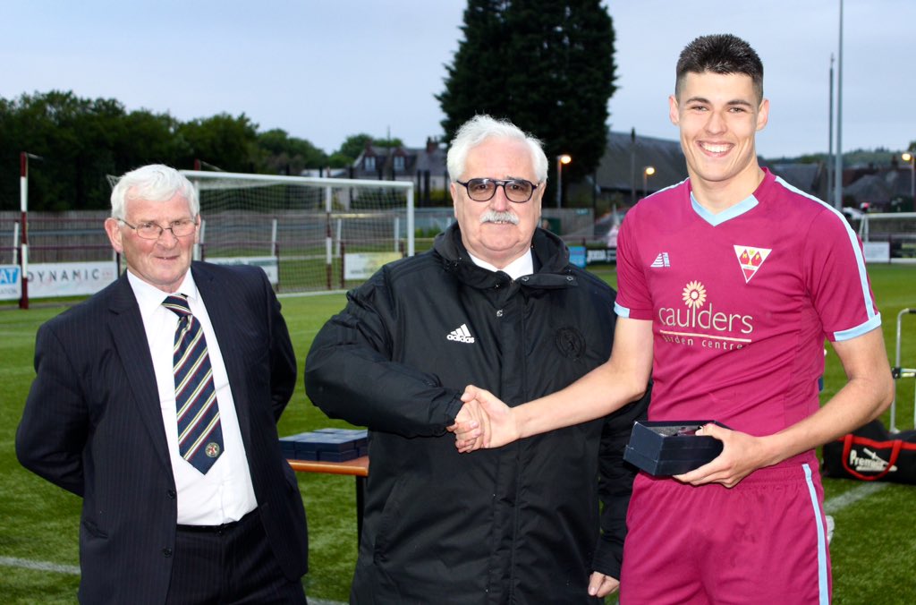ScotAmFA's tweet photo. North Road Garage Fife Amateur Cup Final
AM Soccer AFC 0 Cupar Hearts 1
Man of the Match: Greg McColm, Cupar Hearts
@ScotAmFA @KOF_AFA https://t.co/5AKSNhlbPH