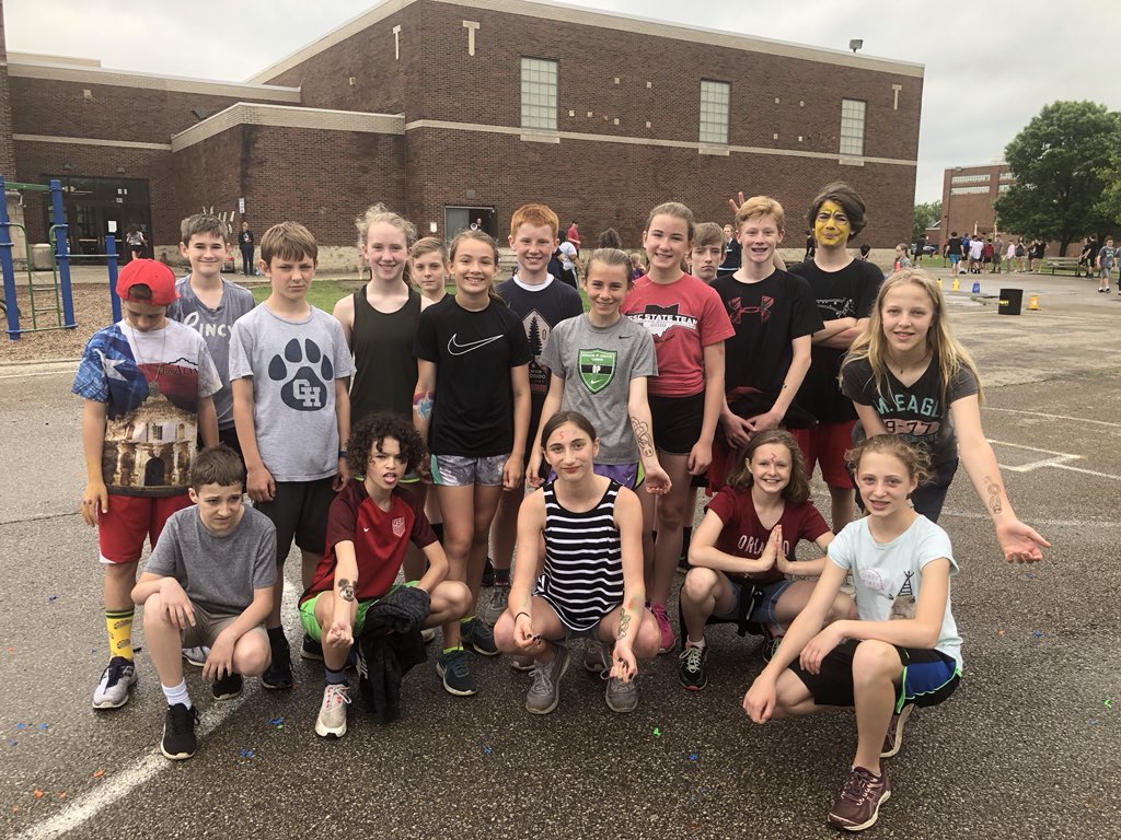 nicolewainscott's tweet photo. Great morning at Wellness Day with my homeroom! #GHSDreamBig  @LeesTracie https://t.co/23ucEWqs9R