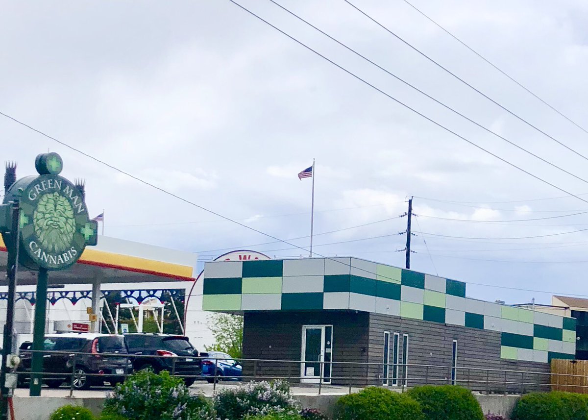 DashBarkHuss's tweet image. This dispensary is more committed than me #gitit

@erinfranmc @github