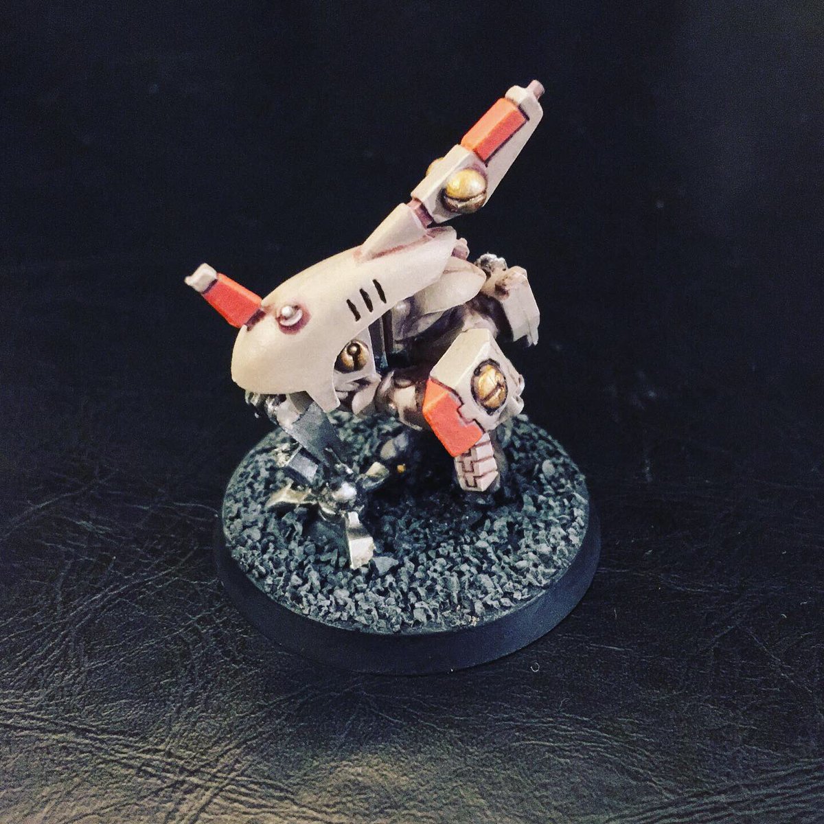 seanoneill1980's tweet photo. Firesight Marksman Complete
#warmongers #gamesworkshop #gw #40k #warhammer40k #warhammer #paintingwarhammer #xenos #tau #elite #firesightmarksman #amateur #eavymetal https://t.co/4sSzToLrha