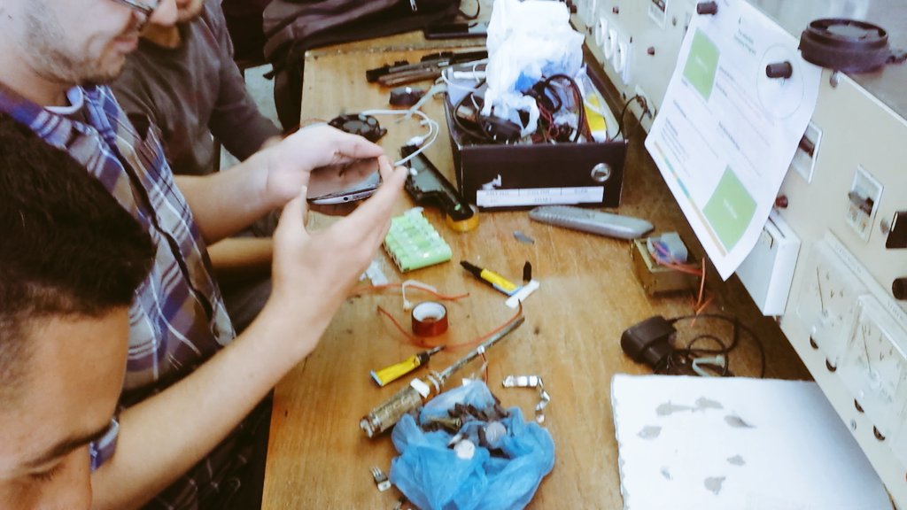 EVATech3's tweet image. Tout se que tu a besoin c'est ton imagination: la base de la créativité ✌💻🔧🔩
  #EVATech #injazAljzair #espritcolectif #laboratoirworks