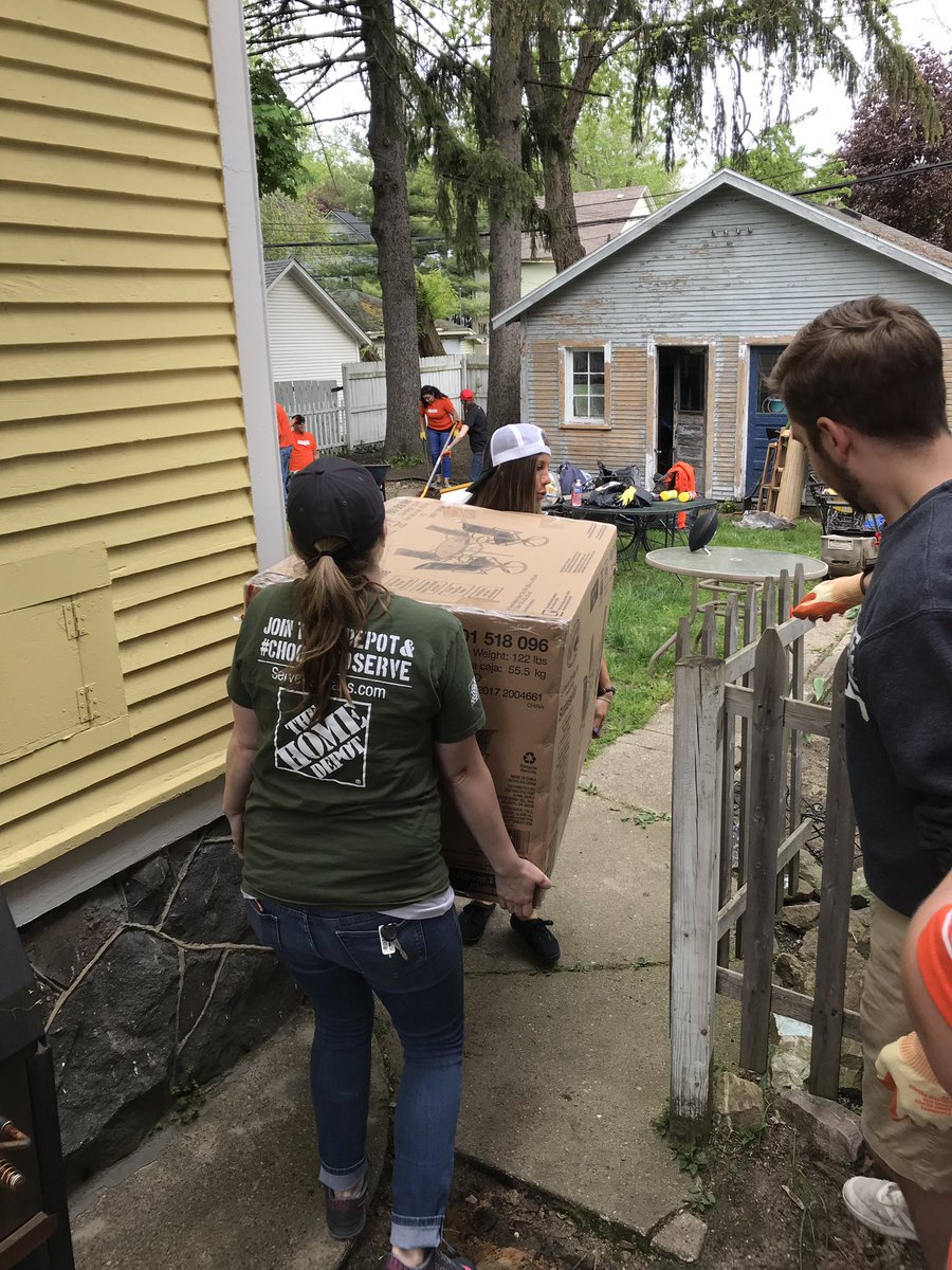 Erin Jelley (@erinjelley) on Twitter photo All in a days #Hardwork !! Thanks to all our great #TeamDepot volunteers who #GiveBack #DoingMore4Vets <a href="/chadgee1/">Chad Galombeck</a> @TrudellM <a href="/SalimM73/">Salim</a> <a href="/jen6470/">Jen Schmidt</a> <a href="/BigMoe338/">Marcus Pitts</a> <a href="/nelsonmj16/">Jeanie</a> @aahampt86 <a href="/bobsaniga/">Bob Saniga</a> @kathyraglin840 All in a days #Hardwork !! Thanks to all our great #TeamDepot volunteers who #GiveBack #DoingMore4Vets <a href="/chadgee1/">Chad Galombeck</a> @TrudellM <a href="/SalimM73/">Salim</a> <a href="/jen6470/">Jen Schmidt</a> <a href="/BigMoe338/">Marcus Pitts</a> <a href="/nelsonmj16/">Jeanie</a> @aahampt86 <a href="/bobsaniga/">Bob Saniga</a> @kathyraglin840