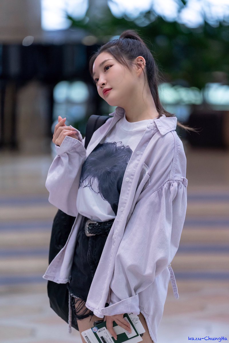 KazuChungHa's tweet photo. 20190518 청하님 김포공항 출국
#김청하 #청하 #KimChungHa #ChungHa #KCON #KCON2019JP https://t.co/xvQ1rrbdCq