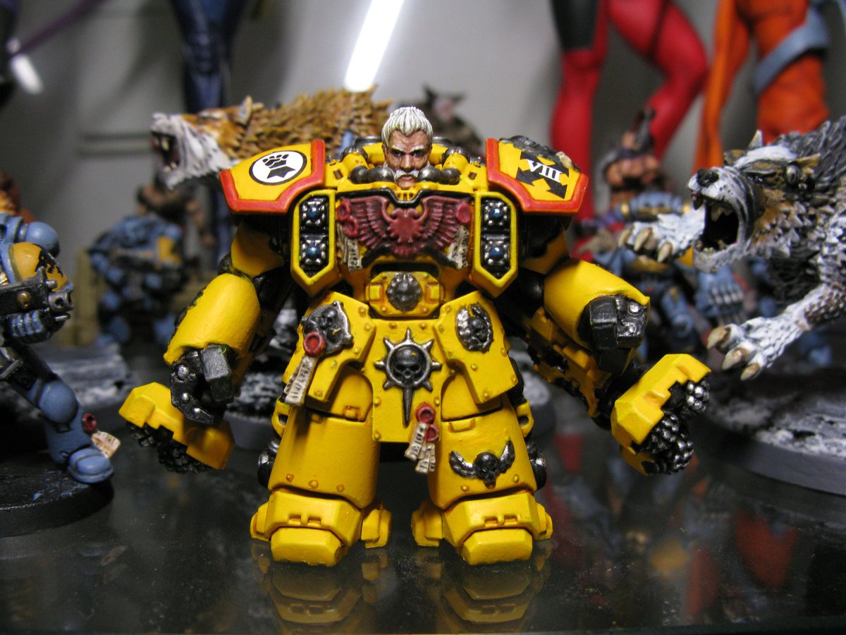 Lord Adornable. 'It is I, Rogal Dorn'
#paintingwarhammer #RogalDorn #imperialfists #centurion It's your fault I spent so much time on this @Alfabusa :P