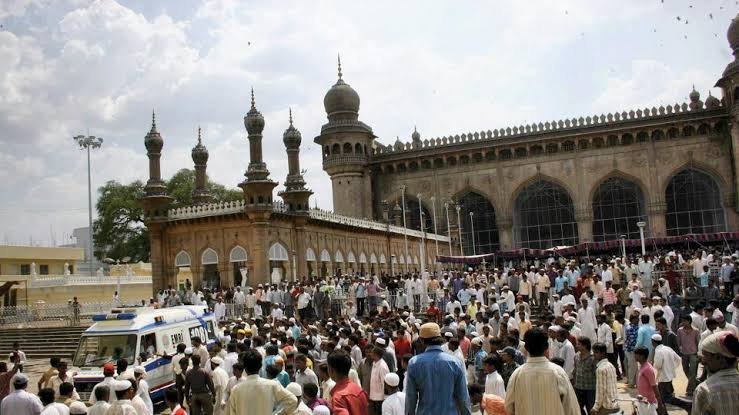 12 years of #Meccamasjid blast #Hyderabad

• 16 innocent devotees praying namaz died.
• 7 protestors killed in Police firing.
• conspirators are given clean chit.
• Judge who deliver judgement resign to join BJP.
• Main accused is contesting elections on ruling party ticket.