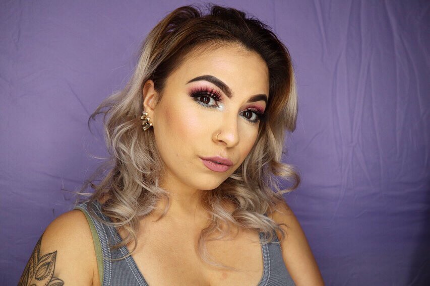 ZelinaRios13's tweet photo. Had fun with this month’s @boxycharm!! I absolutely loved everything that came in it ❤️
#GlamDazeByZelina #MUA #MakeupArtist #TexasMakeupArtist #ATXMakeupArtist #MakeupArtistWorldwide #MUAFollowTrain #AustinMicroblading #AustinLashes #EyelashExtensions #Microblading #Boxycharm https://t.co/wppaGMk8O4