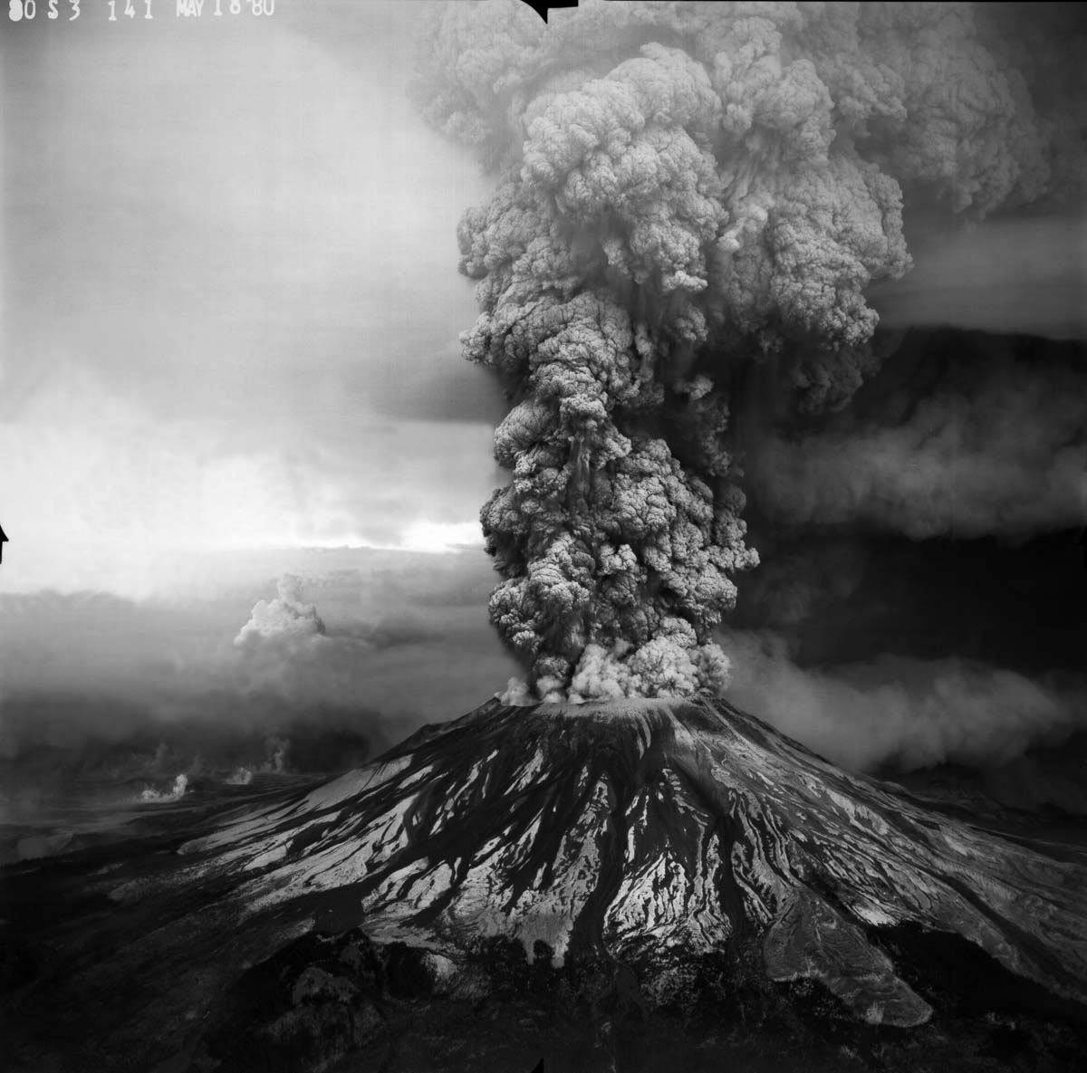 Area residents are invited to see the wonder of Mt. St. Helens on Saturday, the 39th anniversary of the 1980 eruption. loom.ly/nNEpNcQ
#MtStHelens #Eruption #Volcano #JohstonRidgeObservatory #GiffordPinchotNationalForest