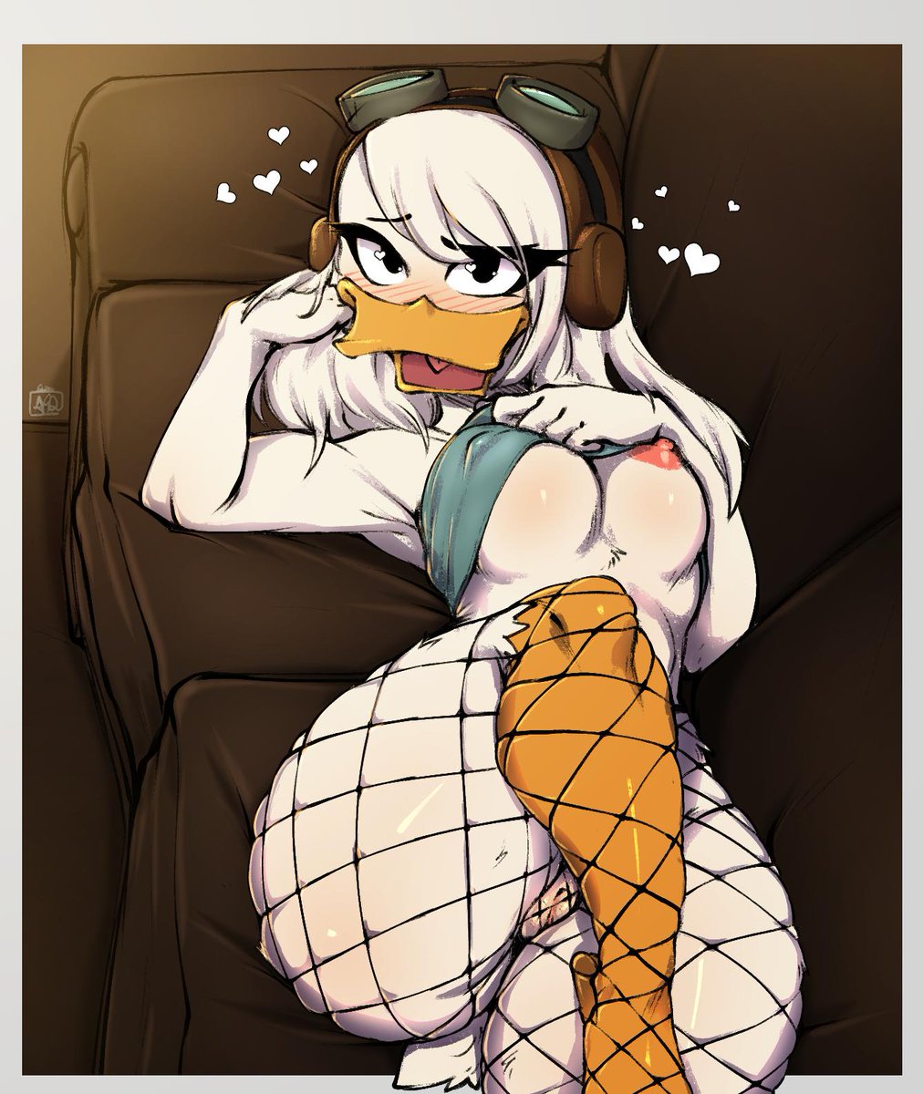 Della Duck won the poll, hope you like.