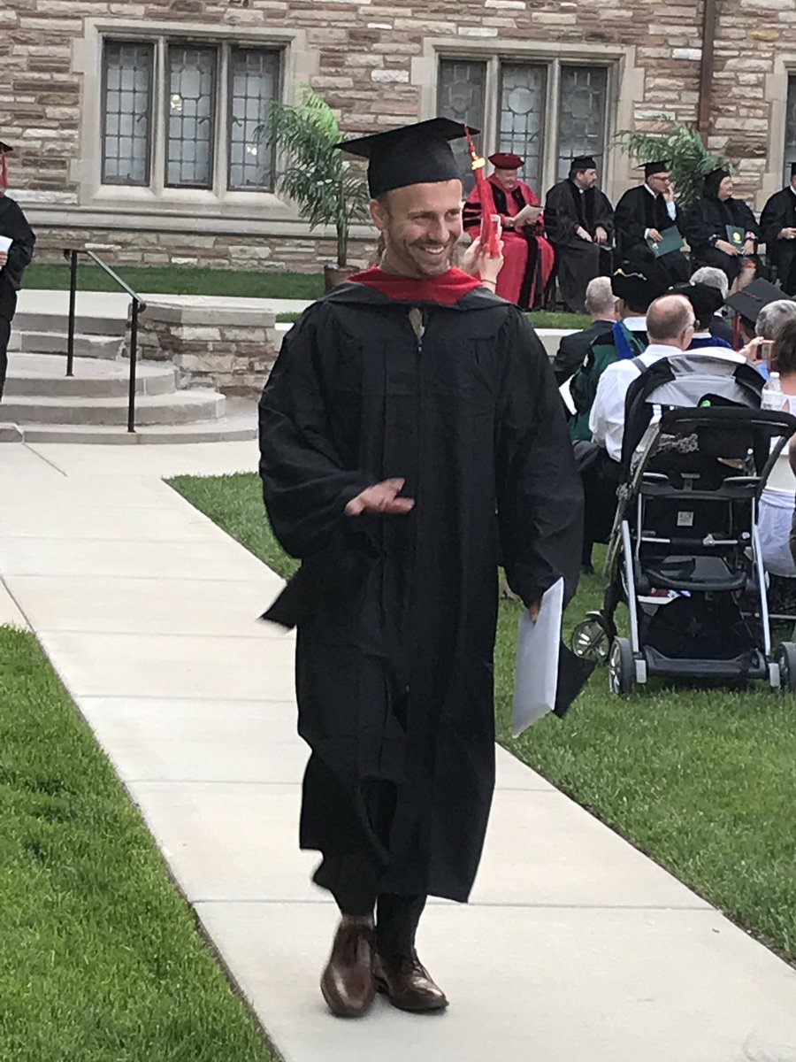 ConcordiaSem's tweet photo. The conferring of earned degrees is underway. #CSLgrad #Commencement https://t.co/t7AoyjJXOX