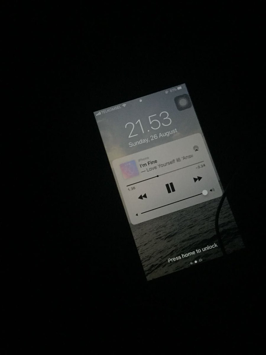 𝓤 | 🐳 tweet media