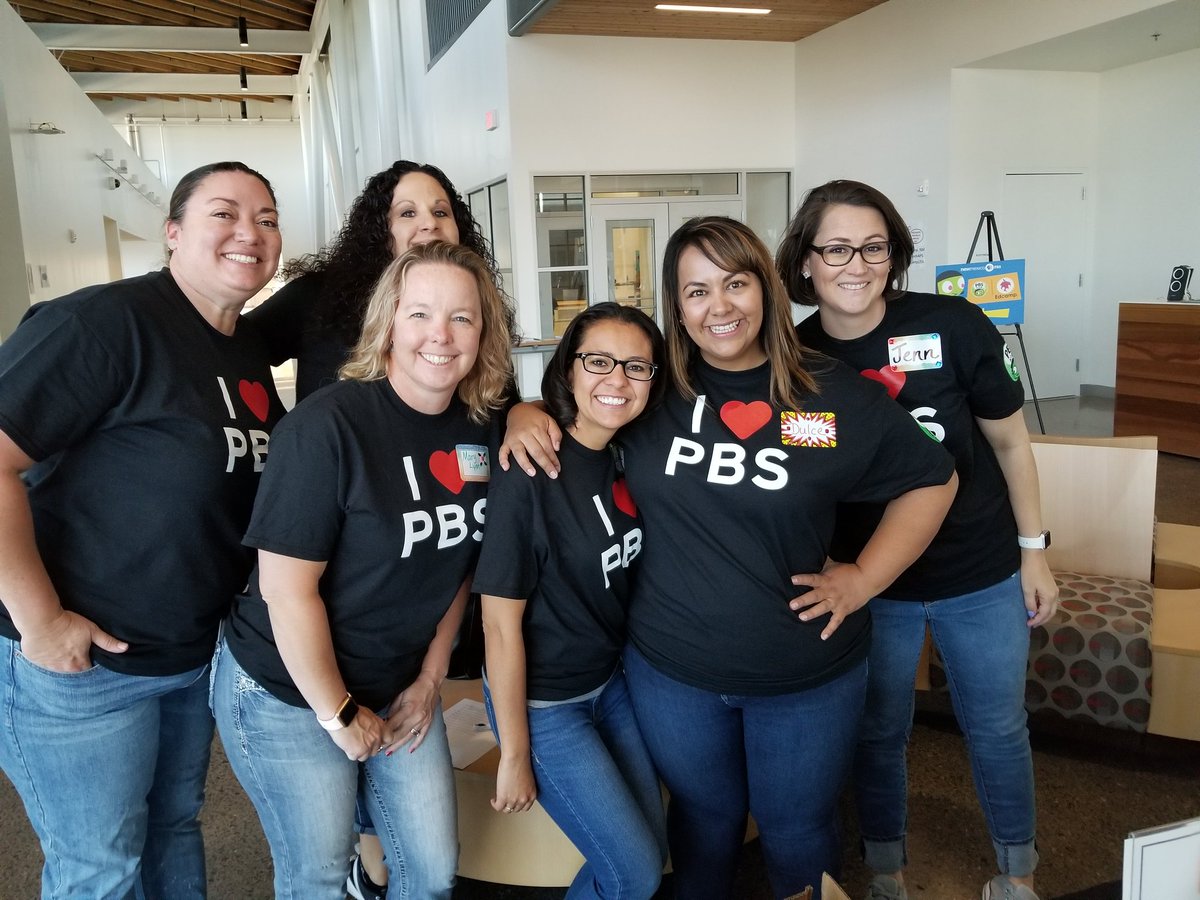 Bright and early Edcamp! The team is all energized and ready to go (on a summer Saturday!) #EdCampTeacher #EdCampNM <a href="/EdTechAPS/">APSEdTech</a>.