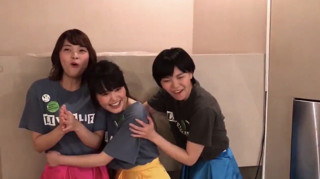 akahiro_1304's tweet photo. Negiccoライブ「LIVE & LIFE」より帰宅。すんごい楽しいライブだったんだけど1番楽しそうだったのはNaoちゃんだったなぁ(・∀・)結婚してもこんなに多福感のあるライブが出来るなんてNaoちゃんすごい!Negiccoすごい!
#Negicco #liveandlife https://t.co/U7VCfcekpD