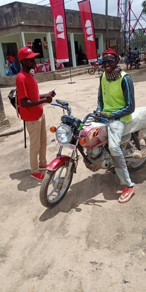 sylviane_smm's tweet photo. Toujours sur le terrain du Nord au Did, de l Est a l Ouest.., Parce que c est la qu est la verite/realite de nos #clients #YupNation Gladiators you #YupMyDays! https://t.co/QyVvI1q0vg