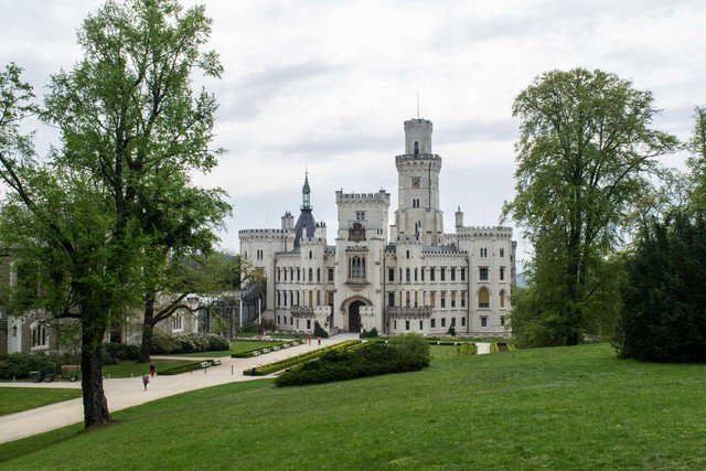 A Failed Attempt to Visit Hluboka Castle, Czech Republic travelsewhere.net/hluboka-castle… #travel #wanderlust <a href="/VisitCZ/">Visit Czechia</a>