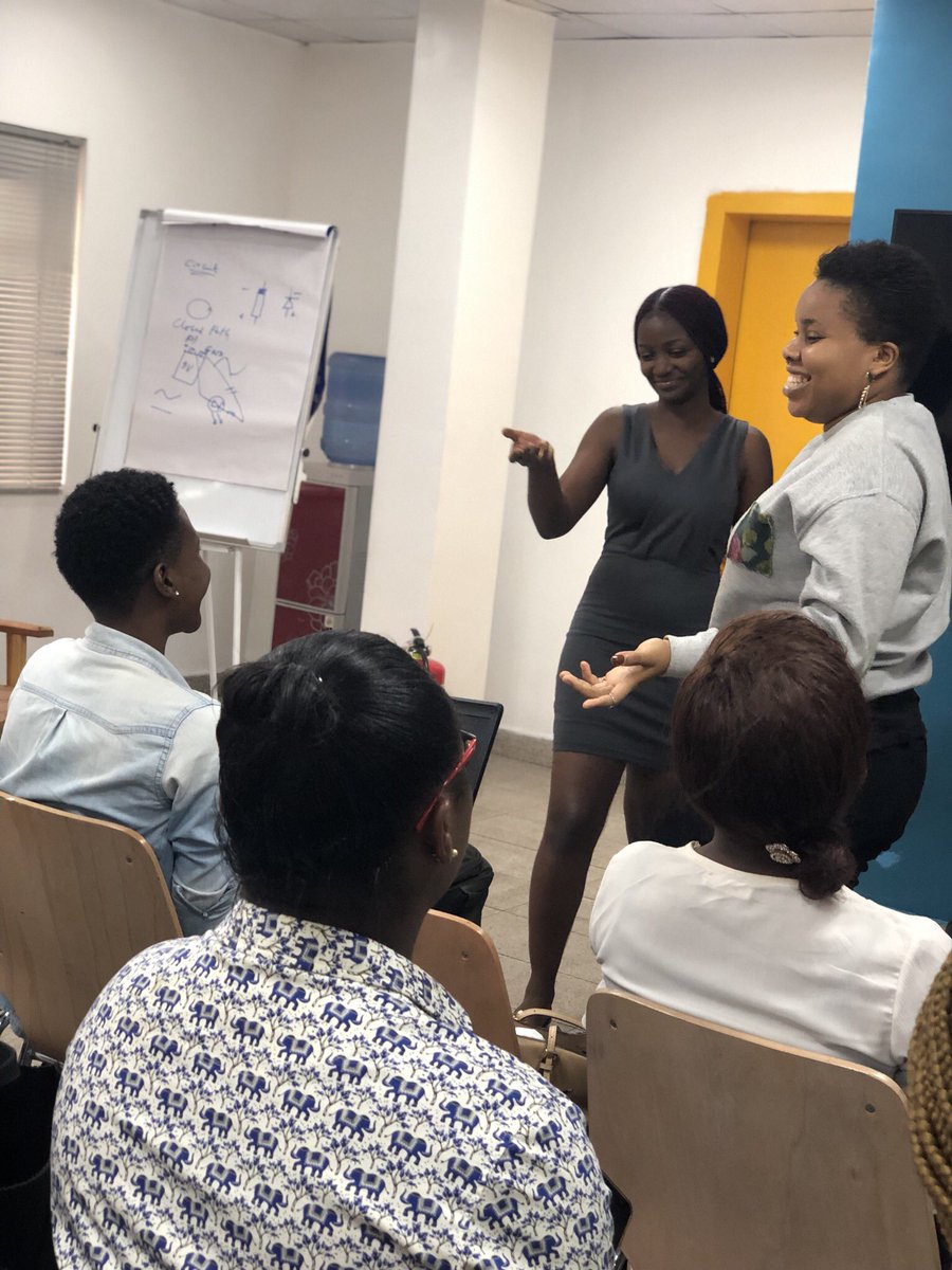 Kolokodess's tweet image. ...and we&apos;re Live! 
#CodeLiteracyDay by @SheCodeAfrica 
Excited!💃🏽🙌🏾