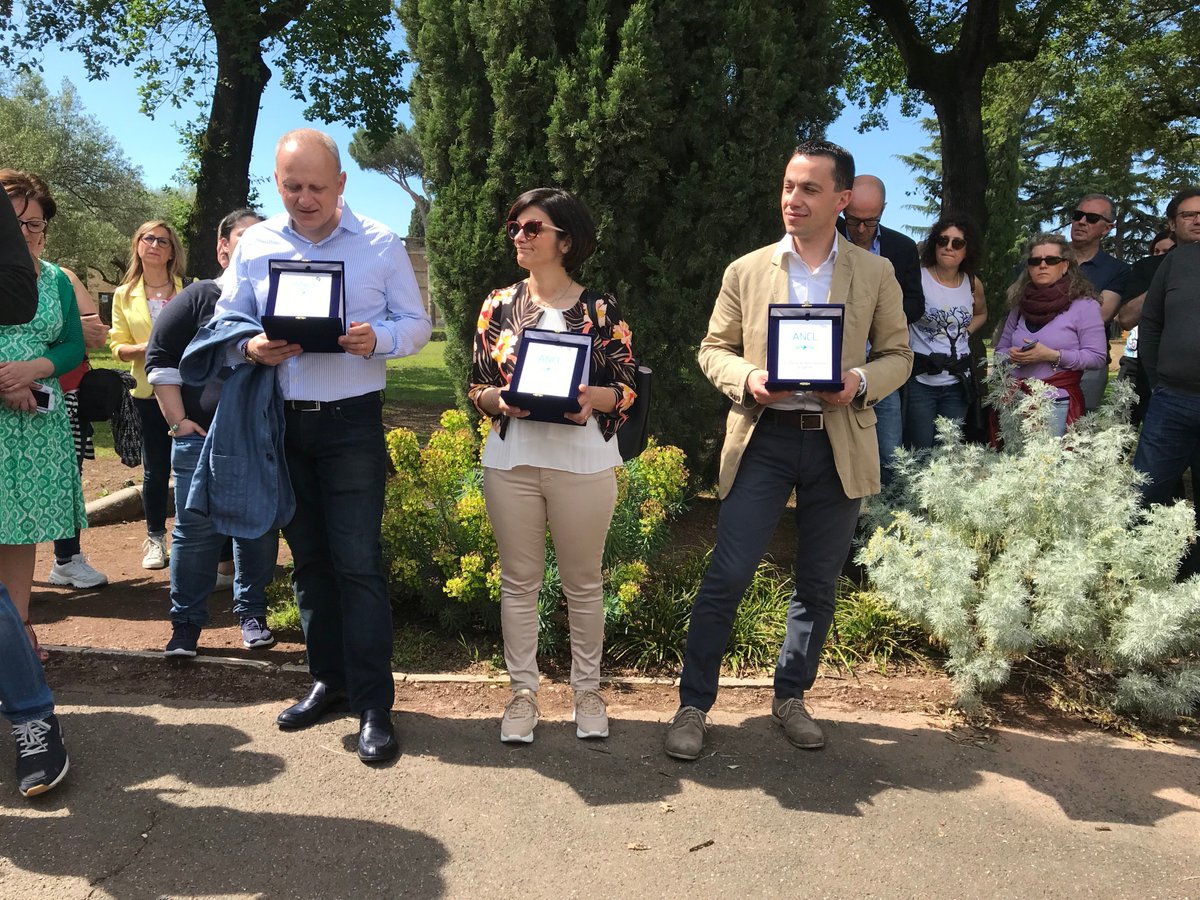 Termina anche il terzo ed ultimo giorno del primo Corso Formativo per Dirigenti #ANCL di Tivoli. Questa mattina siamo stati nella splendida Villa Adriana, dove i Consulenti Marco Degan, Fabiano Paoli e Federica Lattanzi hanno raccontato le loro testimonianze dai territori!
👇📸