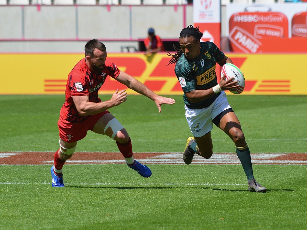 Blitzboks's tweet photo. Welcome back @AfrikaCecil Wonderful to see this man back in full flight. He came on as a replacement against Wales @Paris7s and scored a great try to mark his return after a year's absence from @WorldRugby7s . @CastleFreeSA @FNBSA @ASICS_ZA @ASICSRugby https://t.co/unG2qqjiFo
