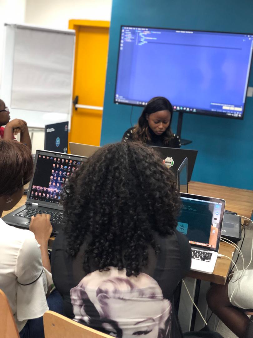 SheCodeAfrica's tweet image. ....and we&apos;re Live💃💃
Classes has started too
#codeliteracyday