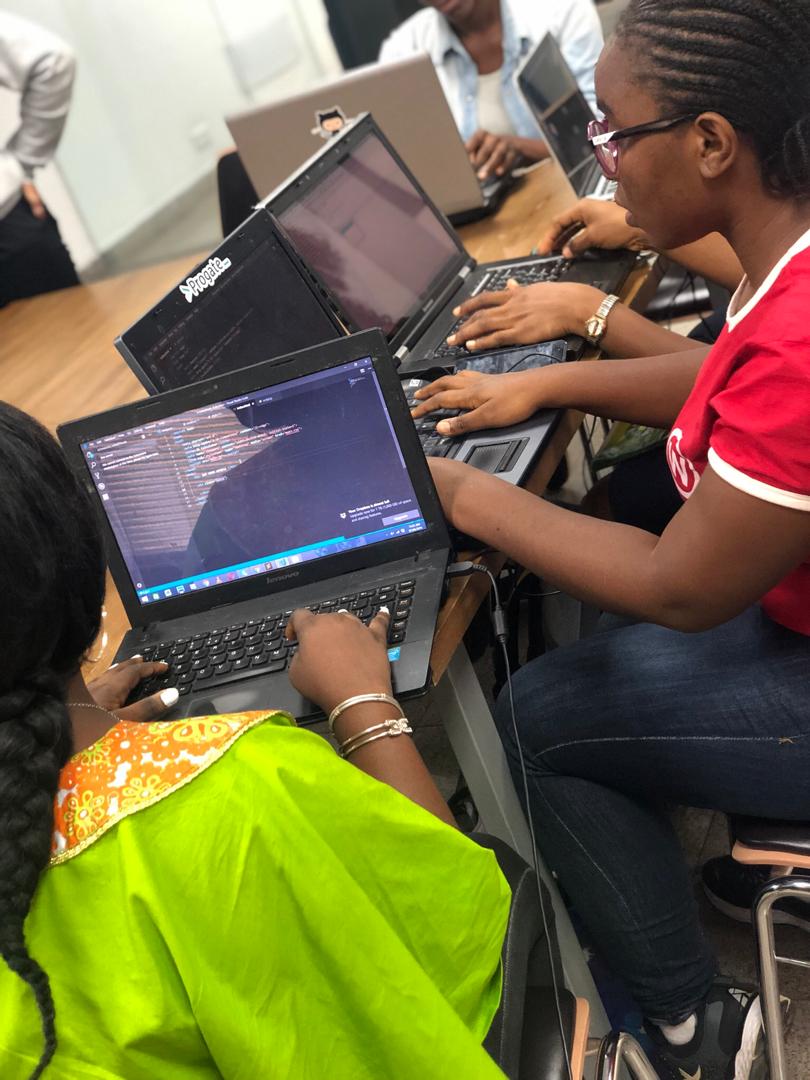 SheCodeAfrica's tweet image. ....and we&apos;re Live💃💃
Classes has started too
#codeliteracyday