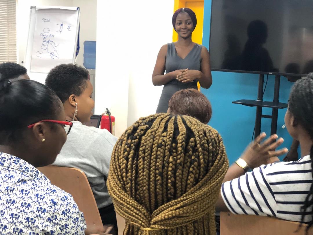 Didicodes's tweet image. Our goal is to encourage and give every young girl and woman in Africa an opportunity to learn technological skills ONE WOMAN AT A TIME.  #CodeLiteracyDay by @SheCodeAfrica