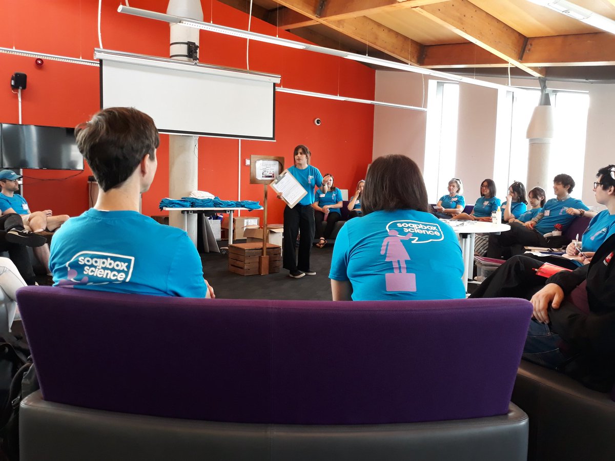 SS_Cardiff's tweet photo. #Volunteer briefing underway! Thanks to #CardiffCentralLibrary for our basecamp space. #NotLongNow @SoapboxScience #WomenInSTEM #SciComm #Cardiff #SoapboxScience https://t.co/AHdnNrPFW4