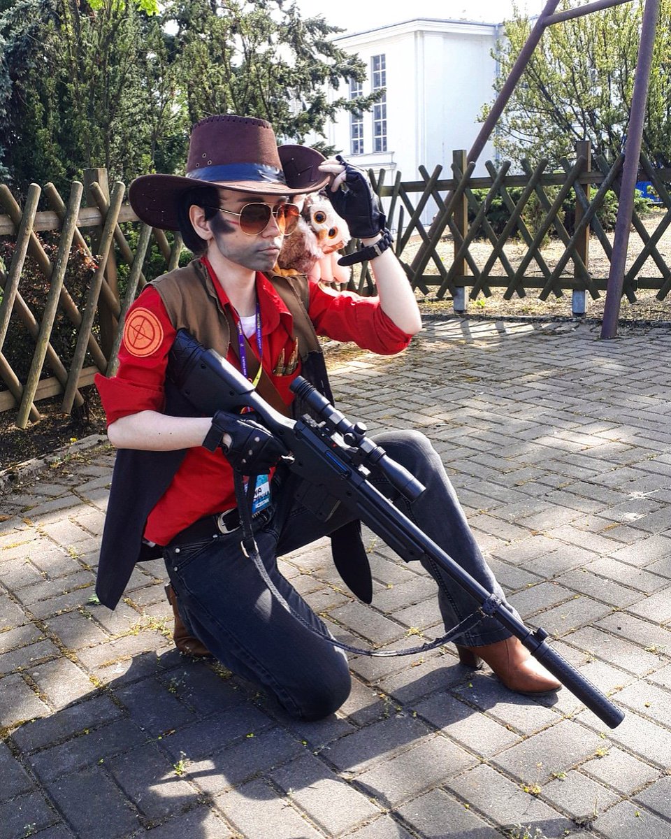 NEW Team Fortress2 Sniper Cosplay Costume.