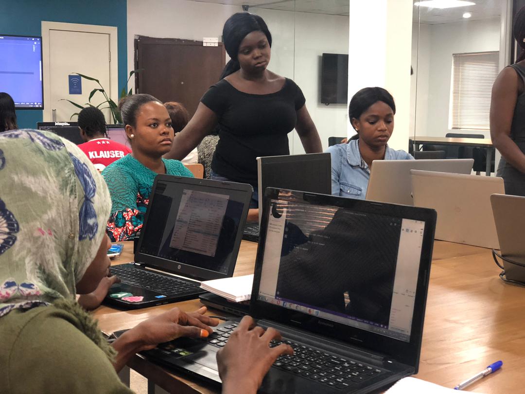 SheCodeAfrica's tweet image. Our girls partaking in the beginner class, are getting more insights into the fundamentals with HTML, CSS and JavaScript.

#CodeLiteracyDay