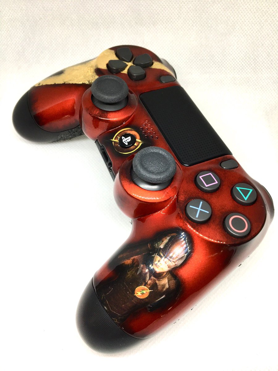 GeekServices's tweet image. Salut à tous, j’espère que vous profitez de ce super week-end ☀️
New modèle ⚡️Flash⚡️
-Nouveau rouge, plus profond plus intense!
-Logo ⚡️ réalisé à la feuille d’or 
-Vernis High Gloss qui met en valeur ces couleurs magiques🤩

geek-services.fr
#Geekcontroller #Flash #Ps4