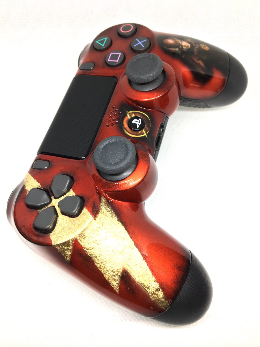 GeekServices's tweet image. Salut à tous, j’espère que vous profitez de ce super week-end ☀️
New modèle ⚡️Flash⚡️
-Nouveau rouge, plus profond plus intense!
-Logo ⚡️ réalisé à la feuille d’or 
-Vernis High Gloss qui met en valeur ces couleurs magiques🤩

geek-services.fr
#Geekcontroller #Flash #Ps4
