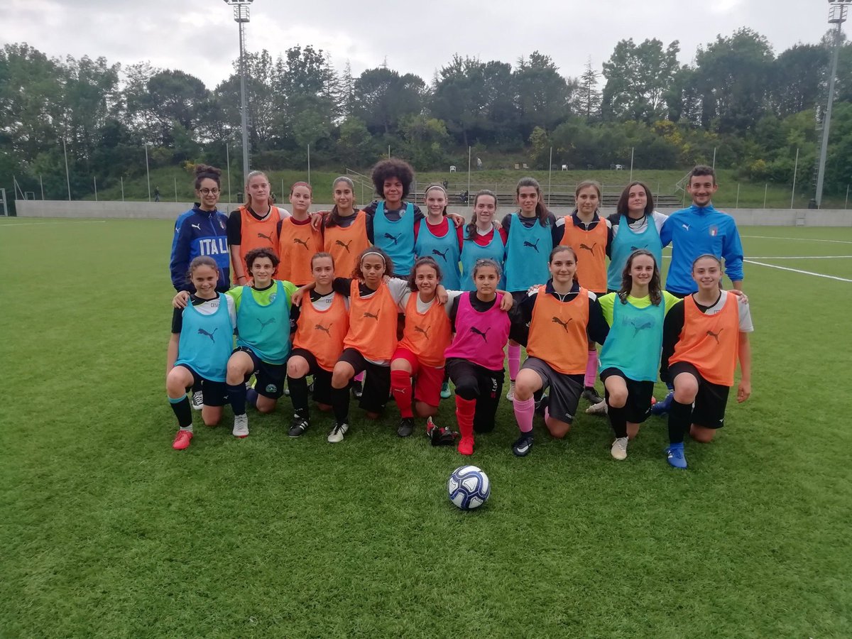 CalcioArzilla's tweet photo. Sabato 01/06 la selezione “Adriatica" U15 partirà alla volta di Grumolo delle Abbadesse in cui sarà impegnata nel torneo delle Selezioni Territoriali. In bocca al lupo dal PinkArzilla alle nostre ragazze, a tutte le calciatrici e staff! #wepesaro #pinkarzilla #CalcioFemminile https://t.co/4zf9uzS6BG