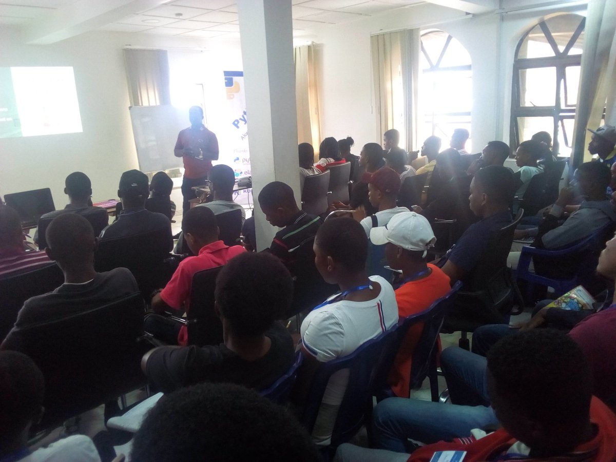 POUNLARS's tweet image. We have a very full house @kodehauz. The response is awesome. Were growing a good/big Python/Data community here in Akwa Ibom. You're welcome to join 😚 @PythonAkwaIbom @digitalocean @elastic @ThePSF #PythonAkwaIbomMeetup