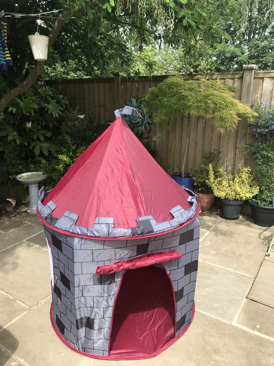 MrsWroughton's tweet photo. Very excited about Year 1’s new reading tent that arrived today! Let’s hope they are as excited as I am! @Haddon_Primary #readingforpleasure #immersiveclassroom #castles #turretsandtiaras #topicbasedlearning https://t.co/1FF6sObFMT