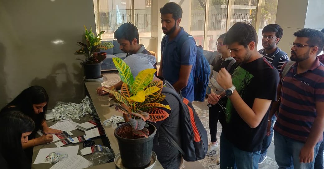 IncubateIND's tweet image. Great start of day with enthusiastic hackers getting themselves registered at #InnovateToINSPIRE 
#Incubateind
#Inspirehackathon
#EESL
#gohive
#30Hours