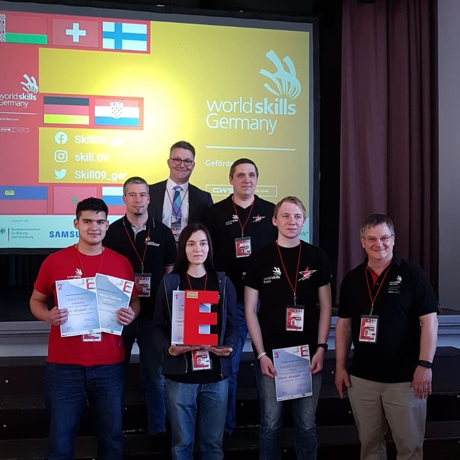 JonasWanke's tweet photo. Had a great week at the Albert-Einstein-Cup of @Skill09_ger! 3 days to develop an E-Learning-System for @Windows and @Android, and separate Speed-Programming competition.

Winner: Kristina Zheltova from 🇷🇺; Benjamin Frost will represent @WorldSkillsGER in #WorldSkillsKazan2019 https://t.co/3ZwRSuNJ9y