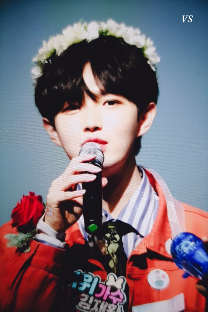 MyQueenMilady's tweet photo. 190601 제일라아트홀 팬싸 preview
#재환 #김재환 https://t.co/IXDpY1Sie2